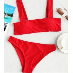 NEW Square-neck bikini set